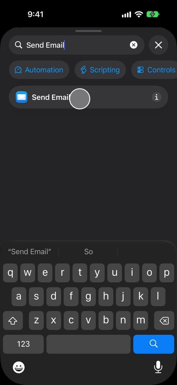 La recherche d’actions pour Envoyer un e-mail, avec l’action Envoyer un e-mail d’Apple mise en évidence