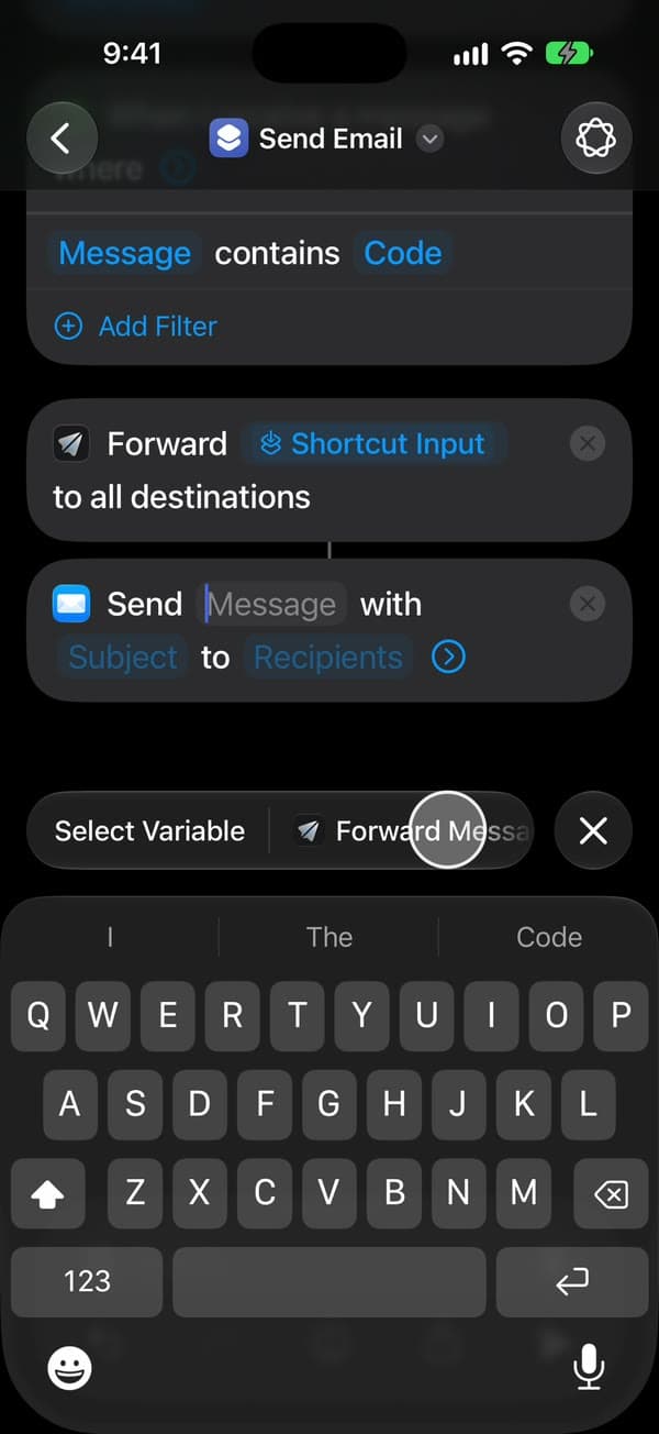 Champ du message d’Envoyer un e-mail sélectionné, avec Forward Message to All Destinations mis en évidence dans la barre au-dessus du clavier